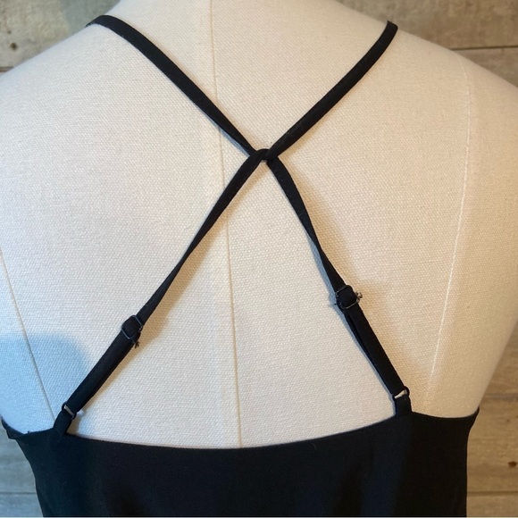 🛍️3/$30 Naked Zebra women’s strappy black ruffled tank top in size  small - Picture 7 of 11